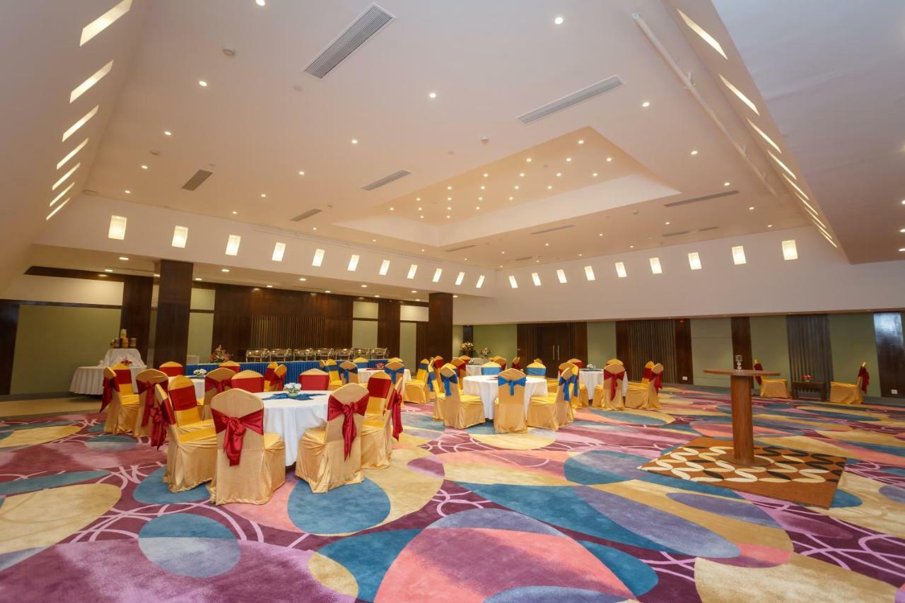 Hotel Crowne Imperial Kathmandu Exterior photo